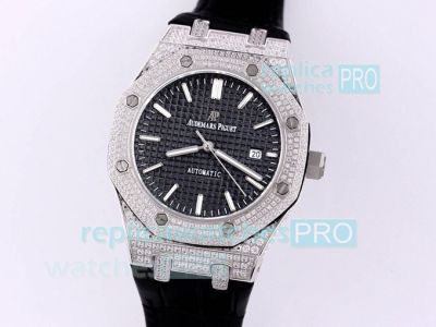 Replica Audemars Piguet Royal Oak Diamonds Watch Black Tapisserie Dial Leather Strap